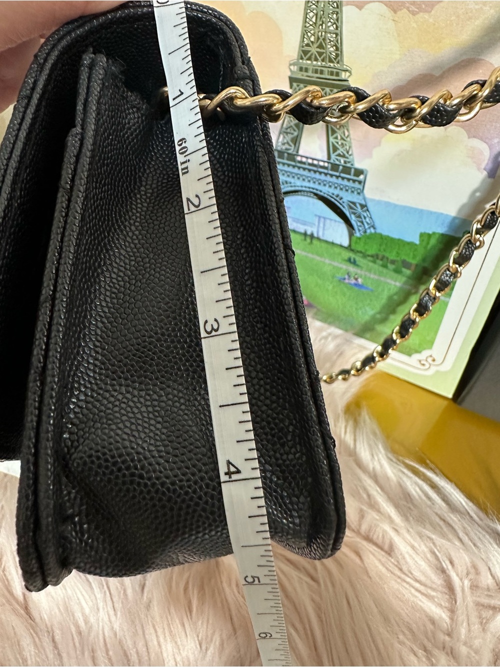 Black Wallet on Chain - Picture 8 of 11